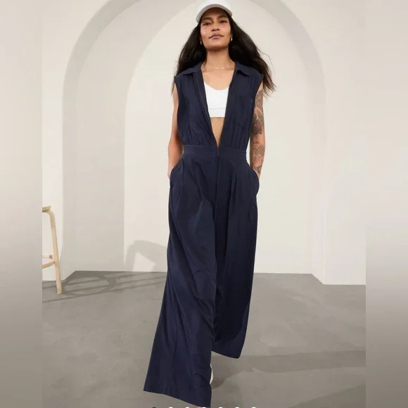 Athleta Brooklyn Wide Leg Jumpsuit - Black - Size 12P - Picture 2 of 7